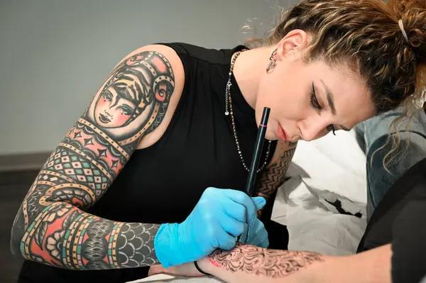 Best Tattoo Aftercare Practices for Preserving Ink Clarity Over Time