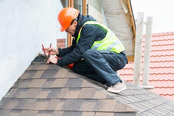Experienced Roofer in Albany for Residential Roofing Needs